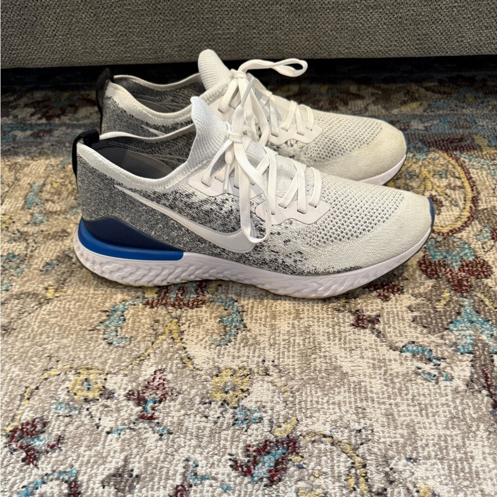 Nike Epic React 2 Flyknit - size 13 - Picture 6 of 7